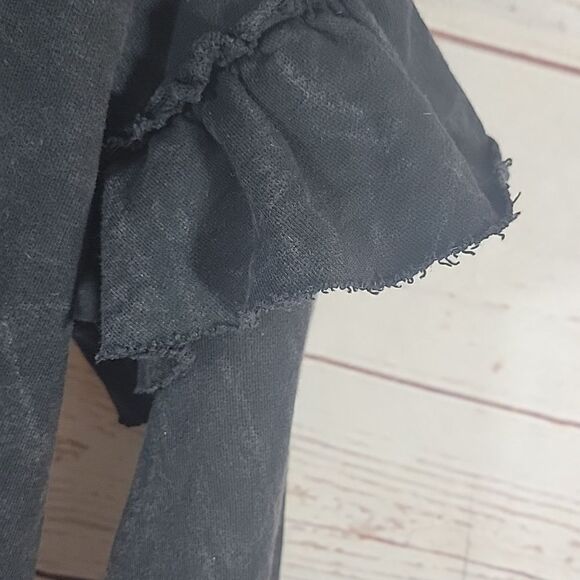 Anthropologie t.la Victorine Cropped Sweatshirt Top Black Size X- Small Ruffled - Picture 7 of 10